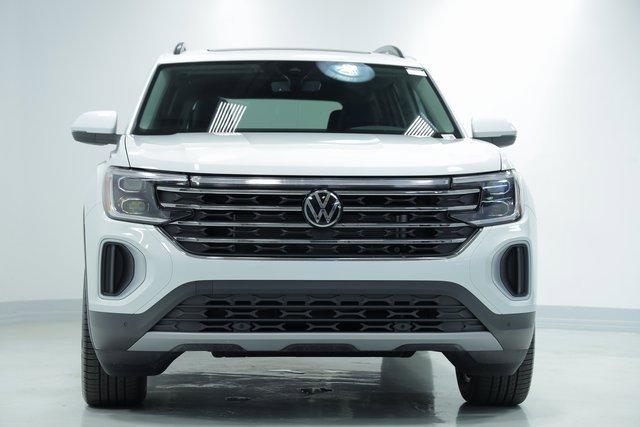 new 2024 Volkswagen Atlas car, priced at $40,434