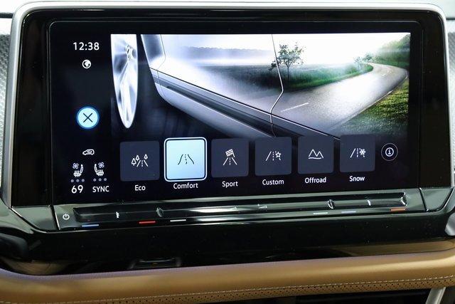 new 2026 Volkswagen Atlas Cross Sport car, priced at $51,701