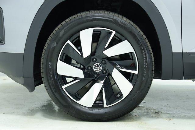 used 2024 Volkswagen Atlas Cross Sport car, priced at $32,500