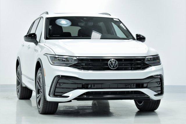 new 2024 Volkswagen Tiguan car, priced at $35,678