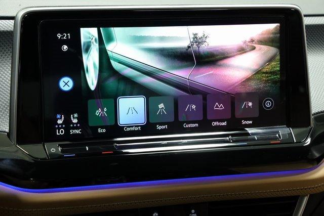 new 2026 Volkswagen Atlas Cross Sport car, priced at $49,686