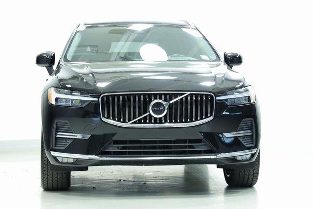 used 2022 Volvo XC60 car, priced at $30,000