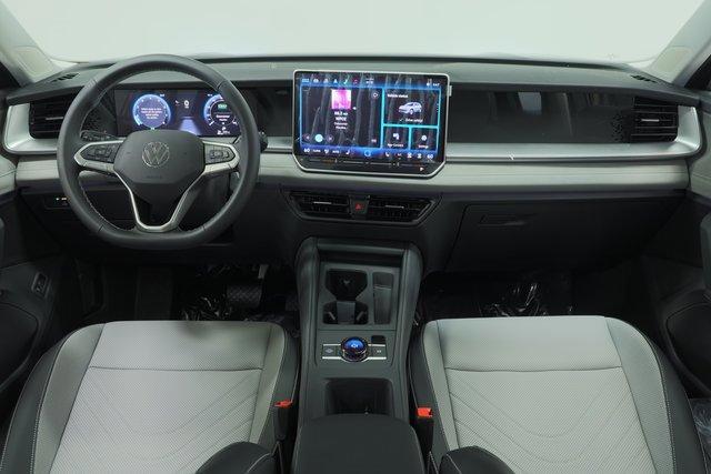 new 2025 Volkswagen Tiguan car, priced at $31,744