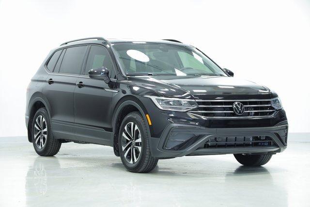 new 2024 Volkswagen Tiguan car, priced at $27,195