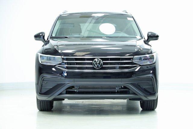 new 2024 Volkswagen Tiguan car, priced at $27,195