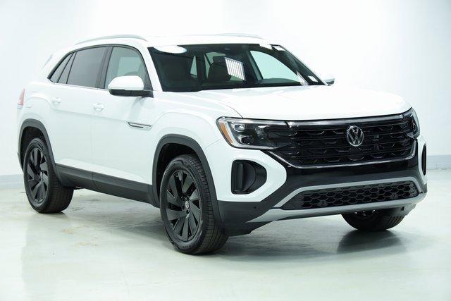 new 2025 Volkswagen Atlas Cross Sport car, priced at $42,437