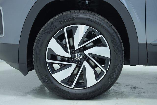 new 2024 Volkswagen Atlas car, priced at $41,466