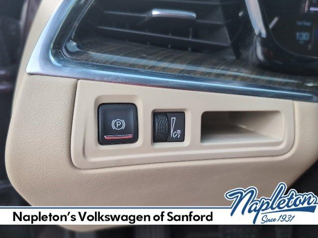 used 2017 Cadillac XT5 car, priced at $13,500