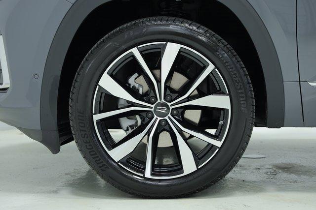 used 2024 Volkswagen Atlas Cross Sport car, priced at $39,150