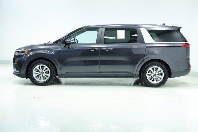 used 2023 Kia Carnival car, priced at $26,500