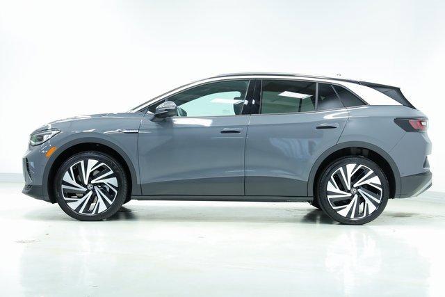 new 2025 Volkswagen ID.4 car, priced at $52,284