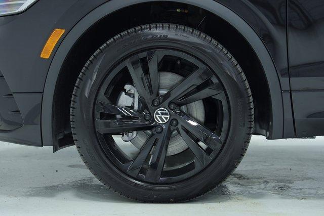 new 2024 Volkswagen Tiguan car, priced at $32,123
