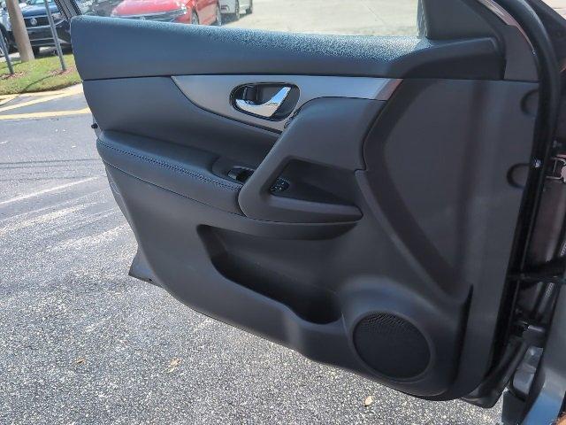 used 2016 Nissan Rogue car, priced at $11,281
