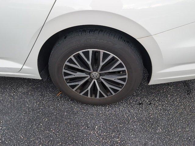 used 2021 Volkswagen Jetta car, priced at $15,251