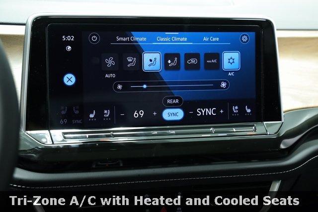 used 2024 Volkswagen Atlas car, priced at $31,900