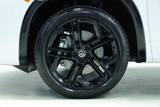 new 2025 Volkswagen Tiguan car, priced at $37,410
