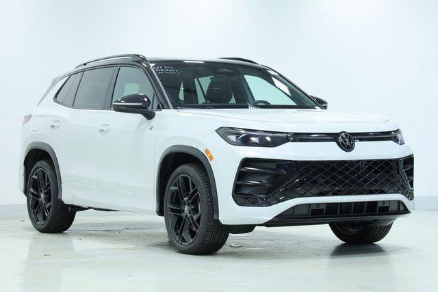new 2025 Volkswagen Tiguan car, priced at $37,410