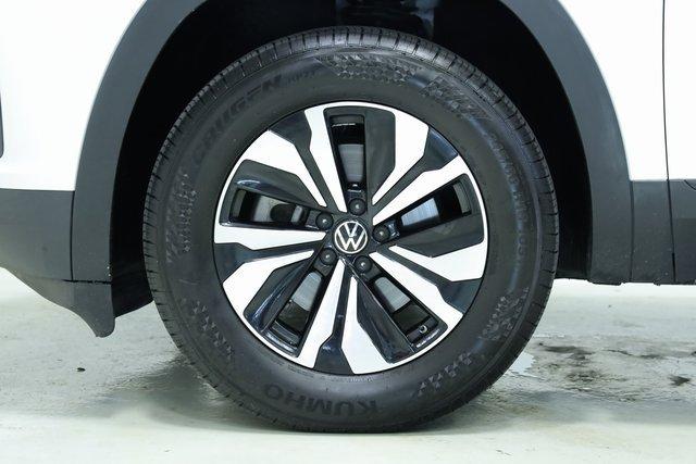 used 2024 Volkswagen Atlas Cross Sport car, priced at $30,800