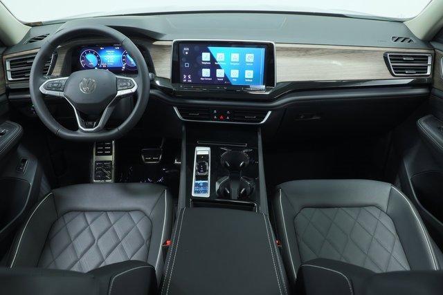 new 2025 Volkswagen Atlas car, priced at $52,349
