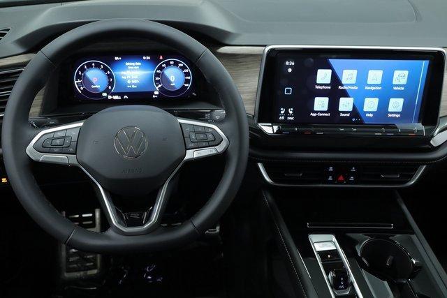 new 2025 Volkswagen Atlas car, priced at $52,349