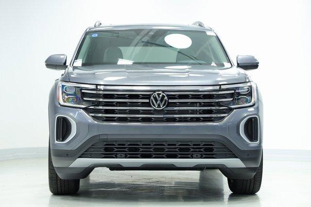 new 2025 Volkswagen Atlas car, priced at $43,423