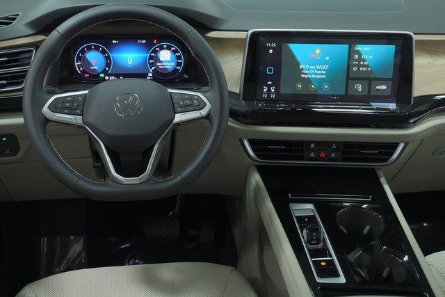 new 2025 Volkswagen Atlas car, priced at $43,423