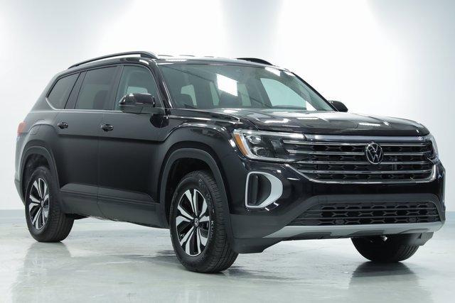 new 2025 Volkswagen Atlas car, priced at $36,545