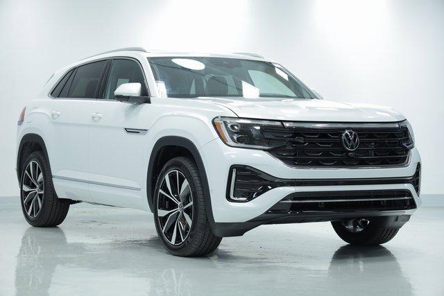 new 2025 Volkswagen Atlas Cross Sport car, priced at $50,056
