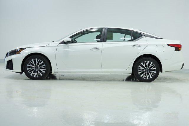 used 2023 Nissan Altima car, priced at $20,500