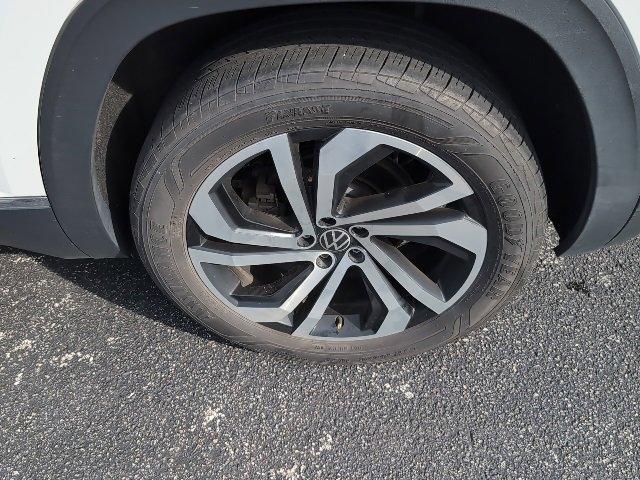 used 2022 Volkswagen Atlas Cross Sport car, priced at $27,000