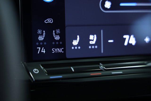 new 2024 Volkswagen Atlas car, priced at $40,956