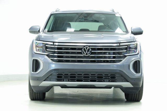 new 2024 Volkswagen Atlas car, priced at $40,956