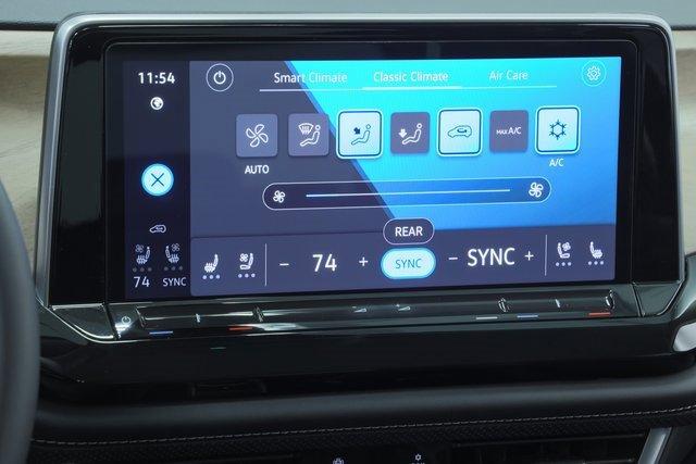 new 2024 Volkswagen Atlas car, priced at $40,956