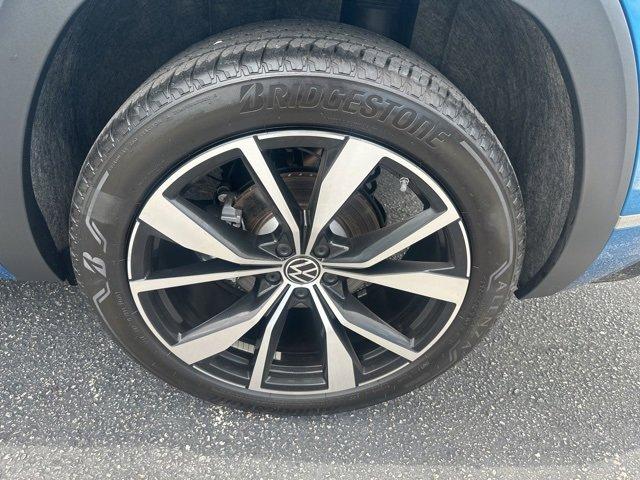 used 2024 Volkswagen Atlas Cross Sport car, priced at $38,000