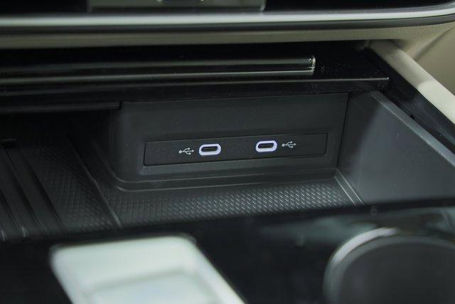 new 2025 Volkswagen Atlas car, priced at $50,849