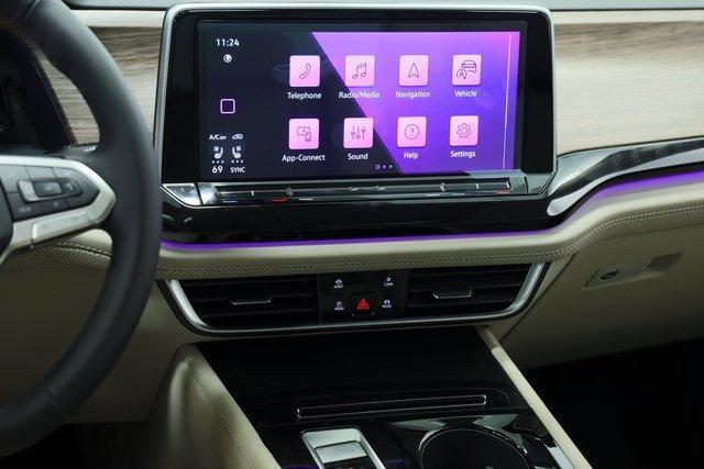 new 2025 Volkswagen Atlas car, priced at $50,849