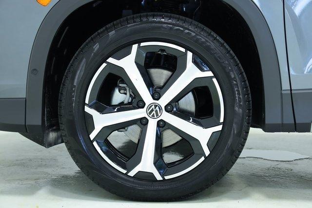new 2025 Volkswagen Tiguan car, priced at $32,357