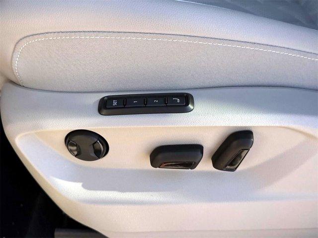 new 2025 Volkswagen Atlas car, priced at $49,943