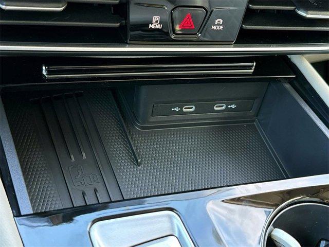 new 2025 Volkswagen Atlas car, priced at $49,943