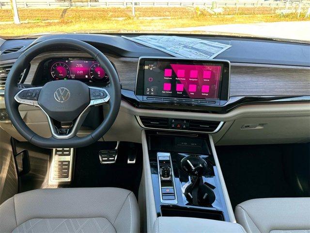 new 2025 Volkswagen Atlas car, priced at $49,943