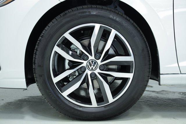 new 2025 Volkswagen Jetta car, priced at $25,675
