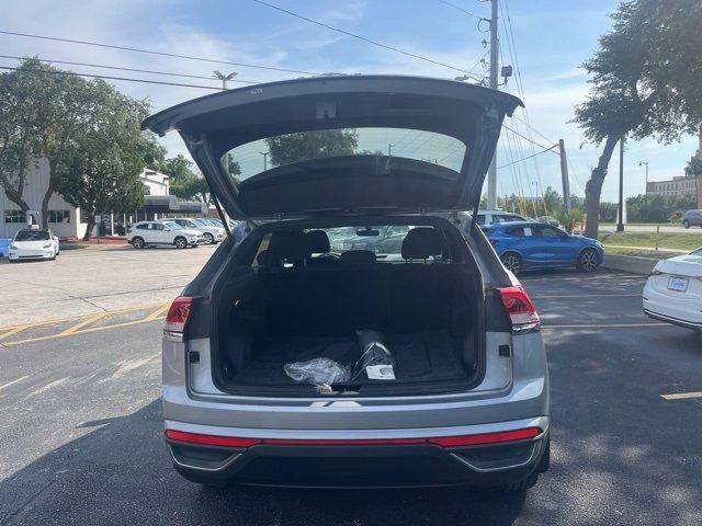 used 2021 Volkswagen Atlas Cross Sport car, priced at $22,800
