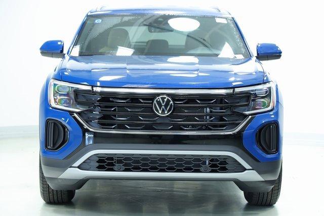 new 2025 Volkswagen Atlas Cross Sport car, priced at $35,428