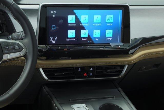 new 2025 Volkswagen Atlas Cross Sport car, priced at $35,428