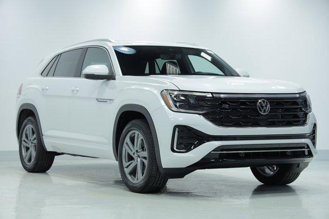 new 2024 Volkswagen Atlas Cross Sport car, priced at $43,991