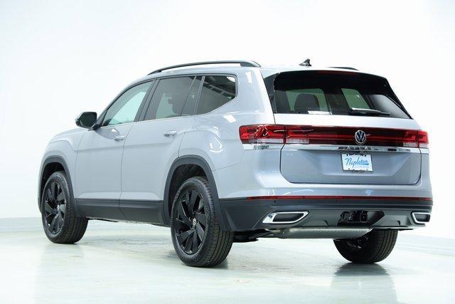 new 2025 Volkswagen Atlas car, priced at $42,352