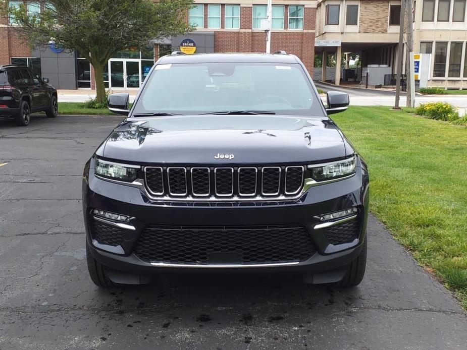 new 2024 Jeep Grand Cherokee car, priced at $43,935