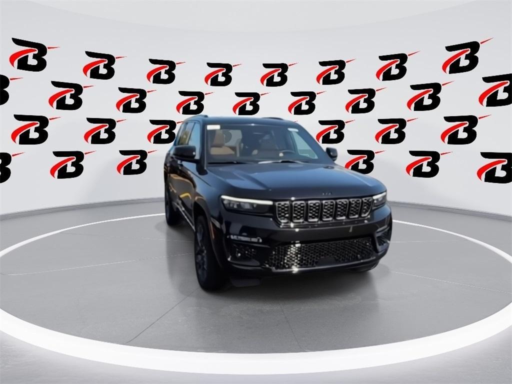 new 2025 Jeep Grand Cherokee car, priced at $60,281