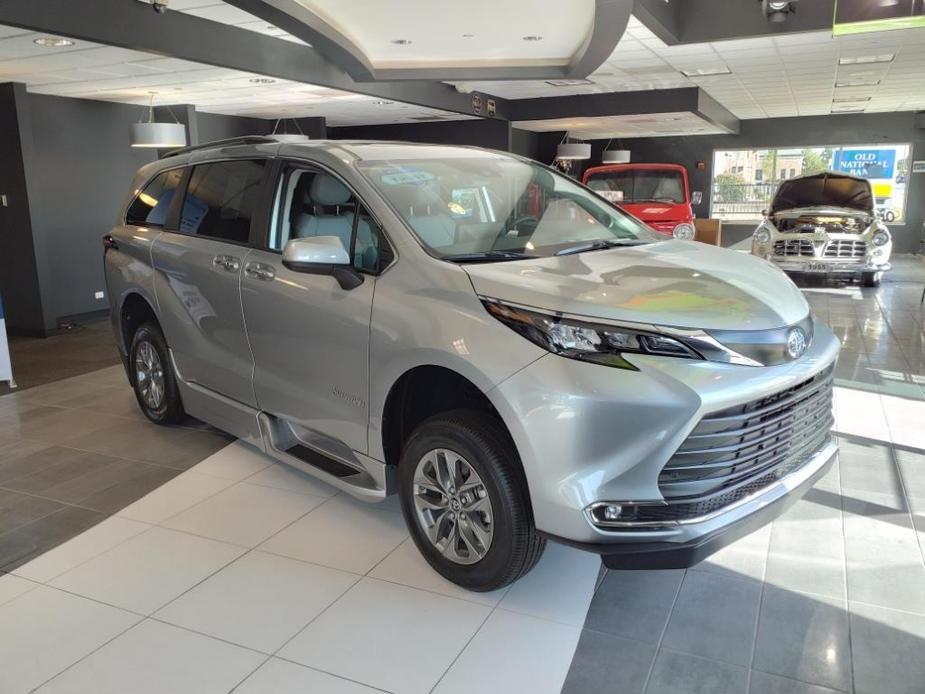 used 2024 Toyota Sienna car, priced at $87,774