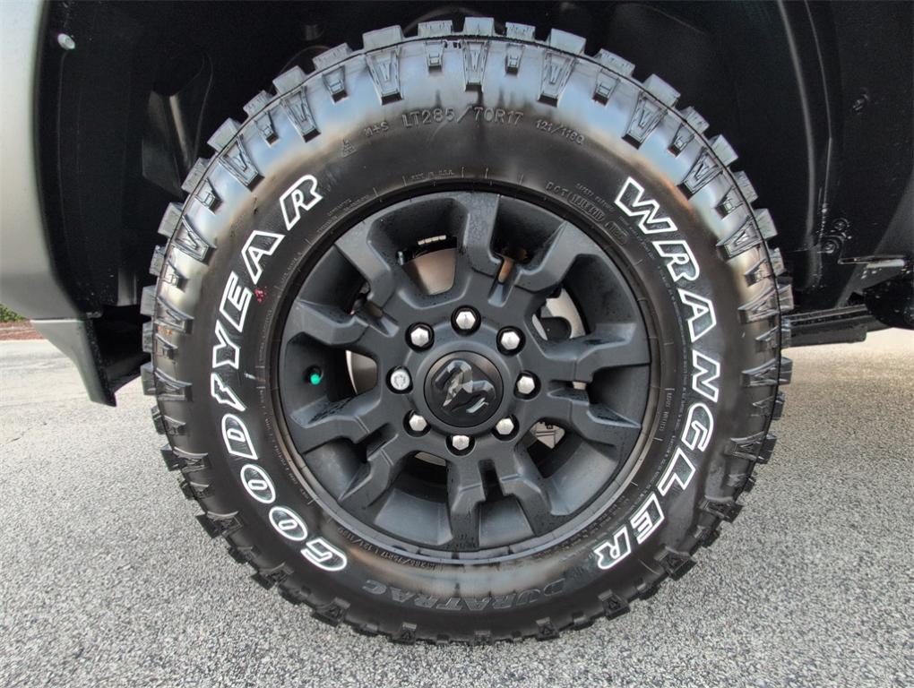 new 2025 Ram 2500 car, priced at $78,034